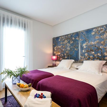 Apartamentos Rg Plaza De Espana Siviglia Esterno foto