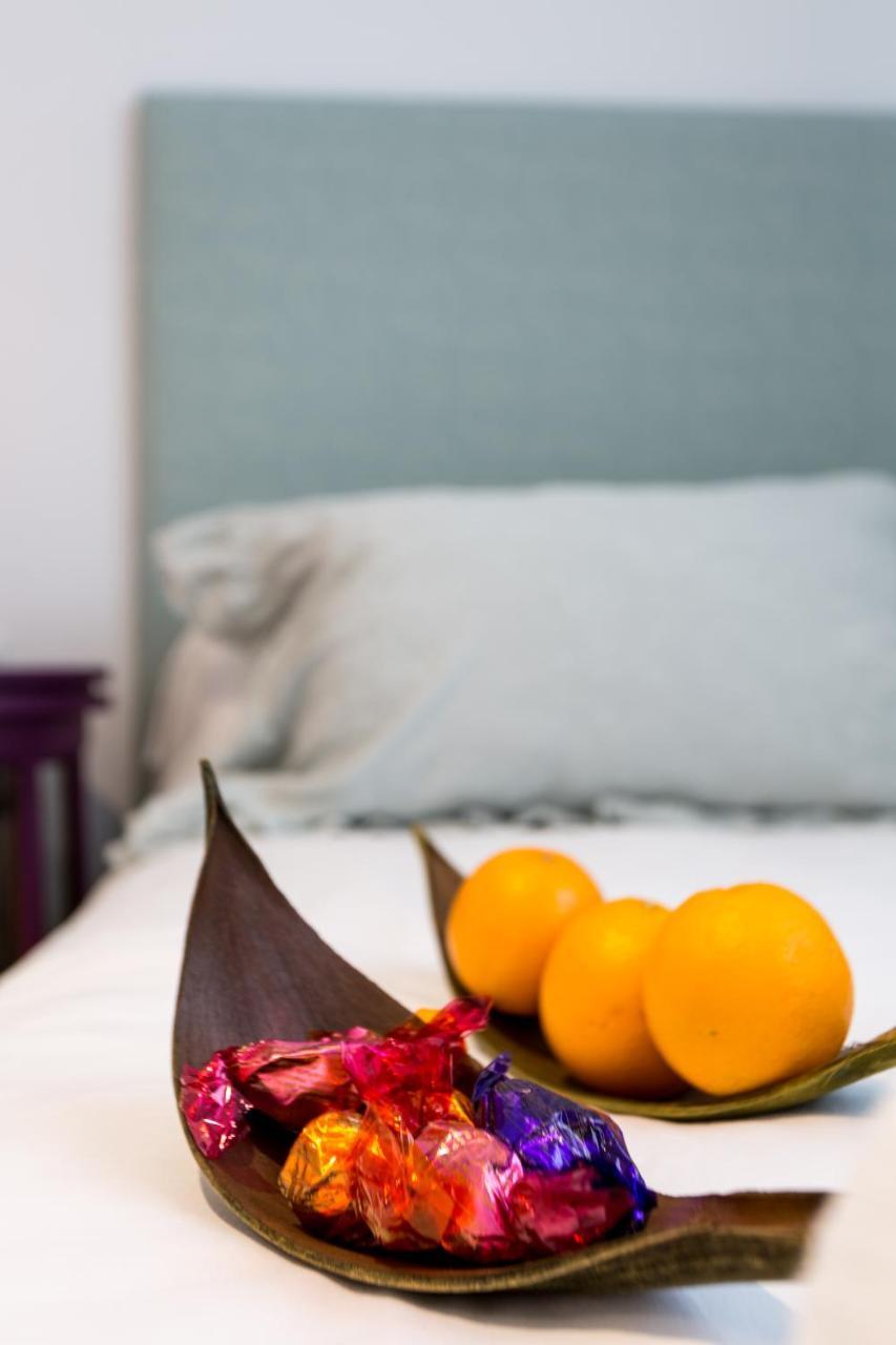 Apartamentos Rg Plaza De Espana Siviglia Esterno foto