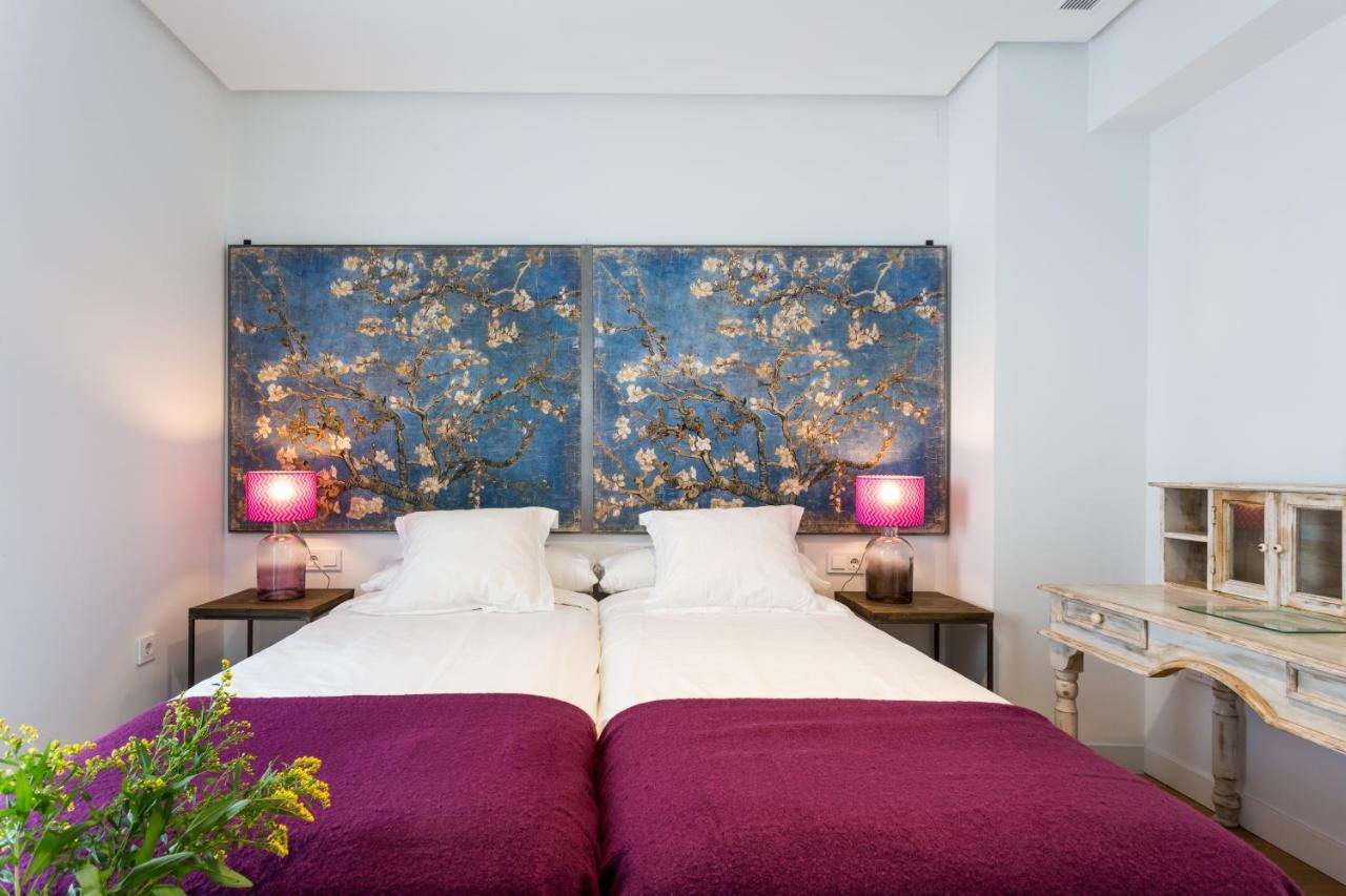 Apartamentos Rg Plaza De Espana Siviglia Esterno foto