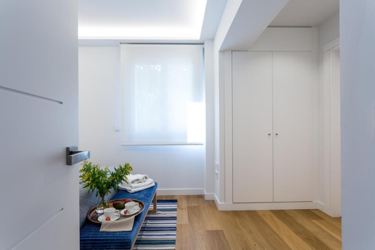 Apartamentos Rg Plaza De Espana Siviglia Esterno foto