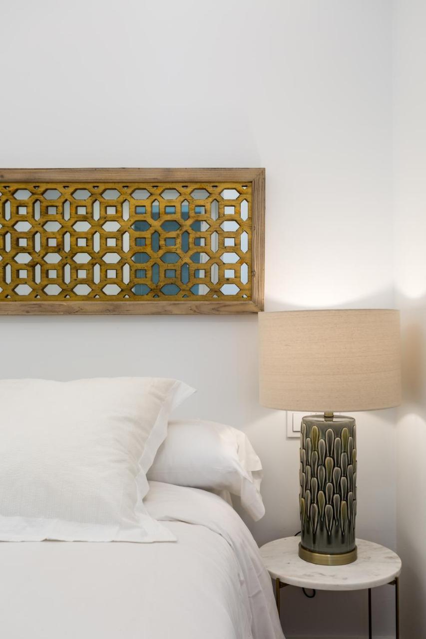 Apartamentos Rg Plaza De Espana Siviglia Esterno foto